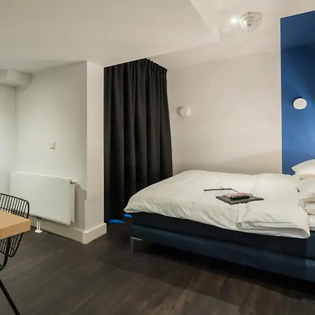 阿米司塔特酒店 酒店 2*