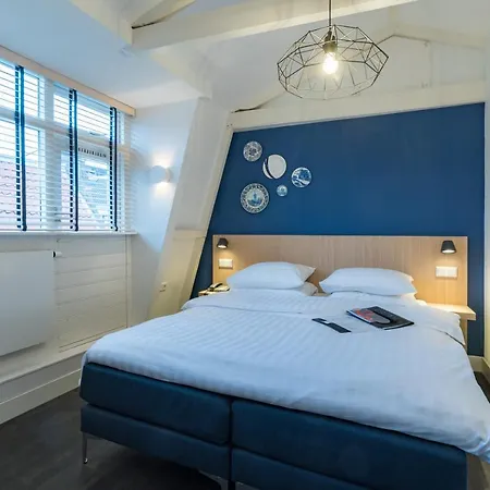 Amistad 2* Amsterdam